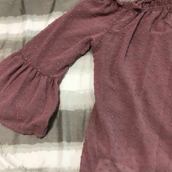 Women’s Sheer Cold Shoulder Top - Picture 5 of 7